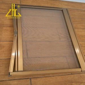 Finestres i porta de mosquitera d'alumini