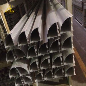 Preu de fàbrica del tub d'alumini triangular